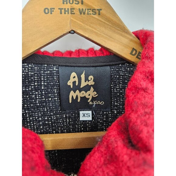 A La Mode by Xiao Artsy Jacket Womens XS Black Red Lagenlook Pocket Button Front - Picture 3 of 5